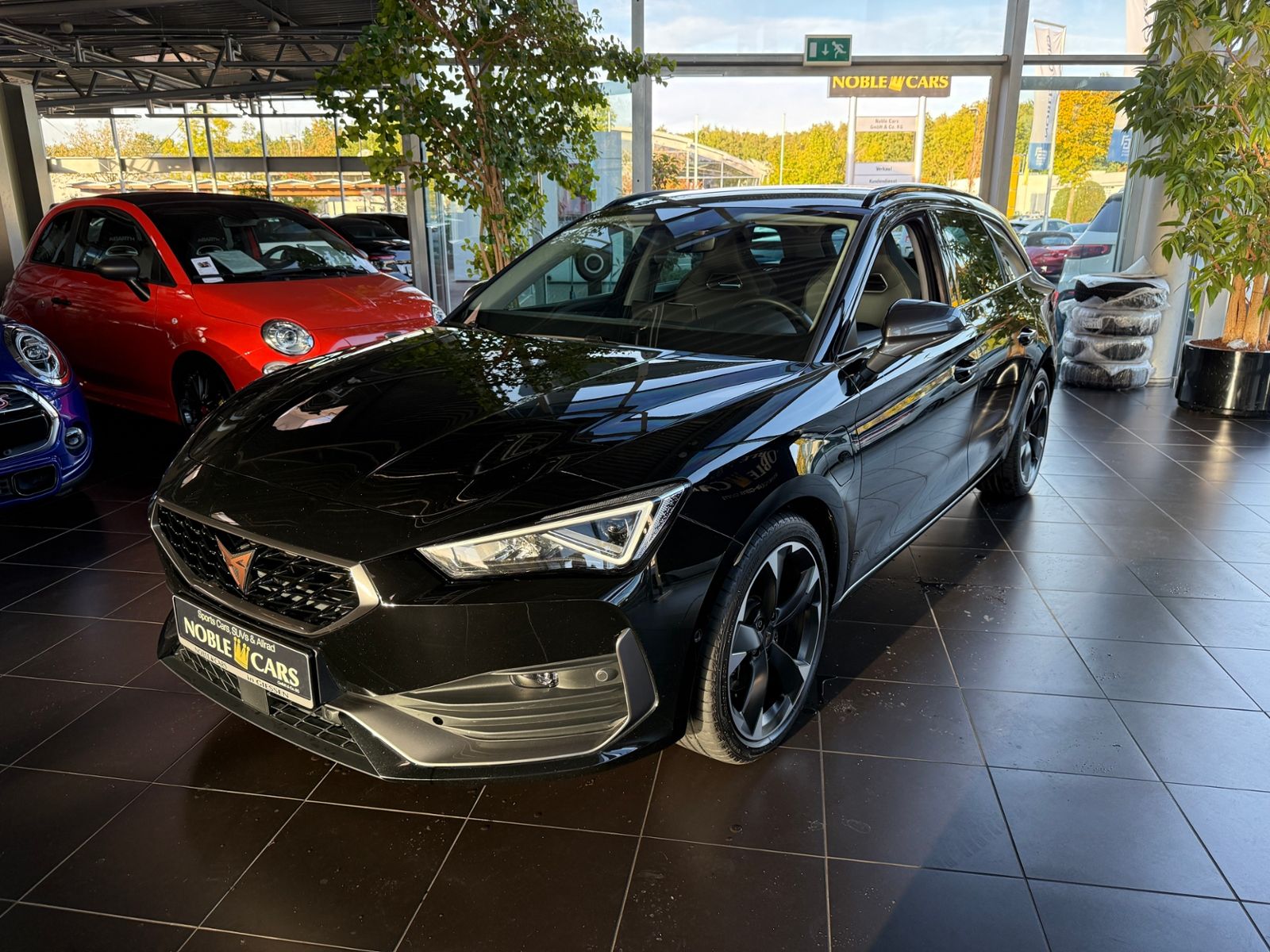 Fahrzeugabbildung CUPRA Leon 1.4 e-Hybrid VZ SHZ NAVI DAB