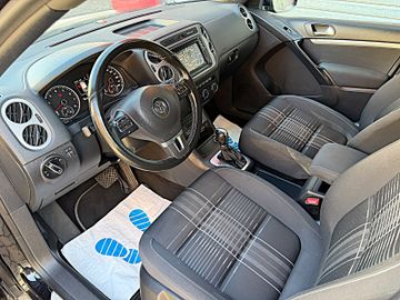 Volkswagen Tiguan - 5