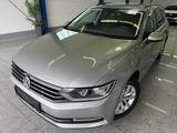 Volkswagen Passat 2.0 TDI*DSG*NAV*ACC*PDC*MASSG*SHZ*AHK*KEY - Volkswagen Passat Variant in Köln