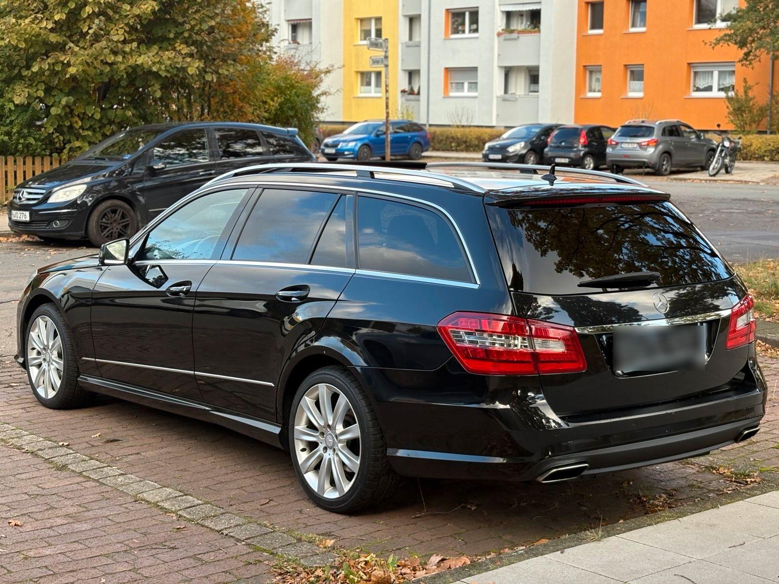 Mercedes-Benz E350 2010 — photo 7