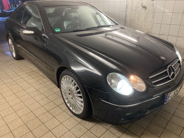 Mercedes-Benz CLK 200 Coupe Kompressor LEDER AUTO. COMAND