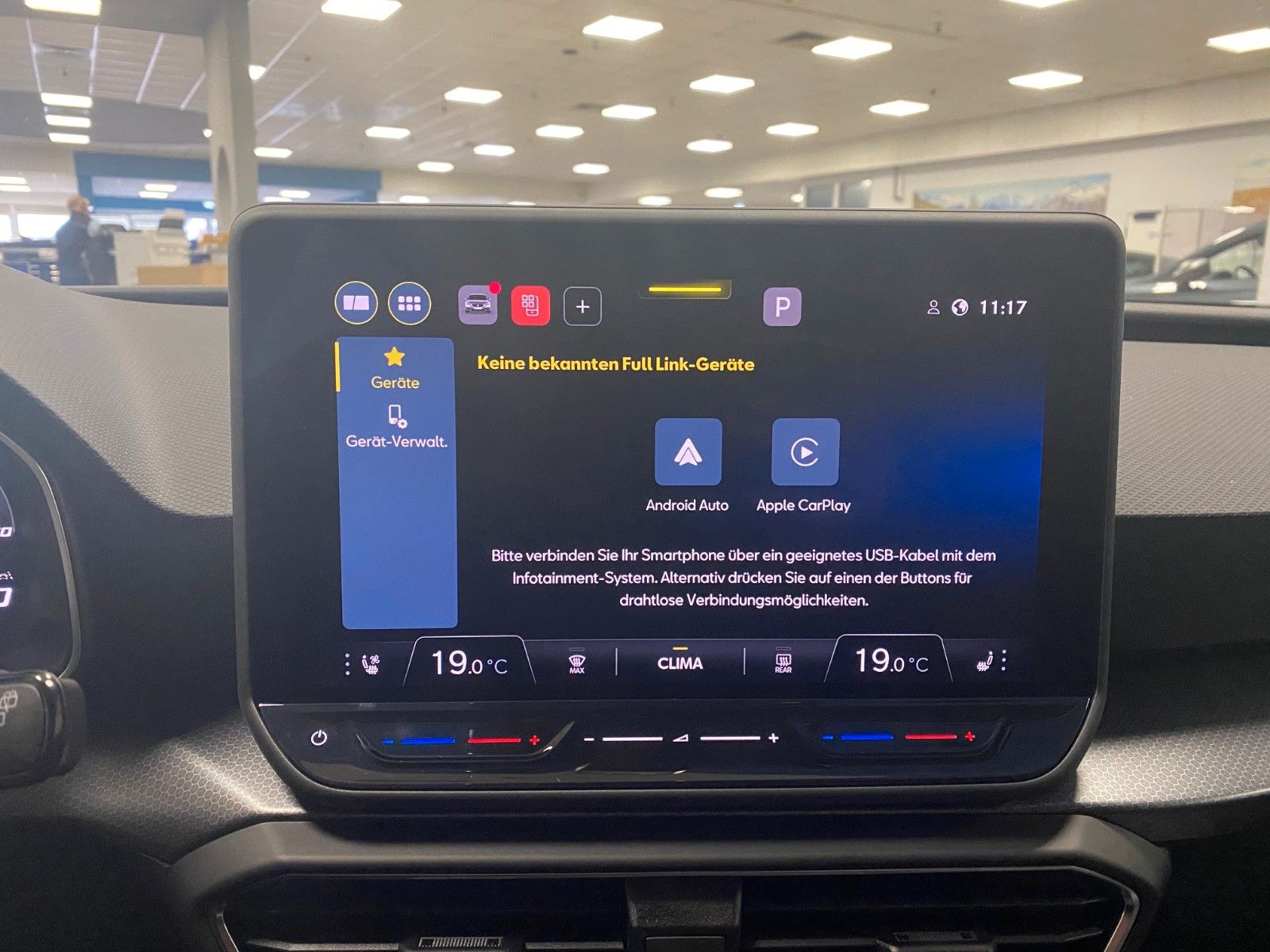 Fahrzeugabbildung SEAT Leon 1.5 TSI STYLE+R Kamera+ACC+3 Zonen KLIMA+BC