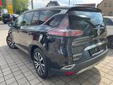 Renault Espace V InitialeParis Pano HUD SitzBelüf TVFond - Renault Espace V mit Diesel-Antrieb