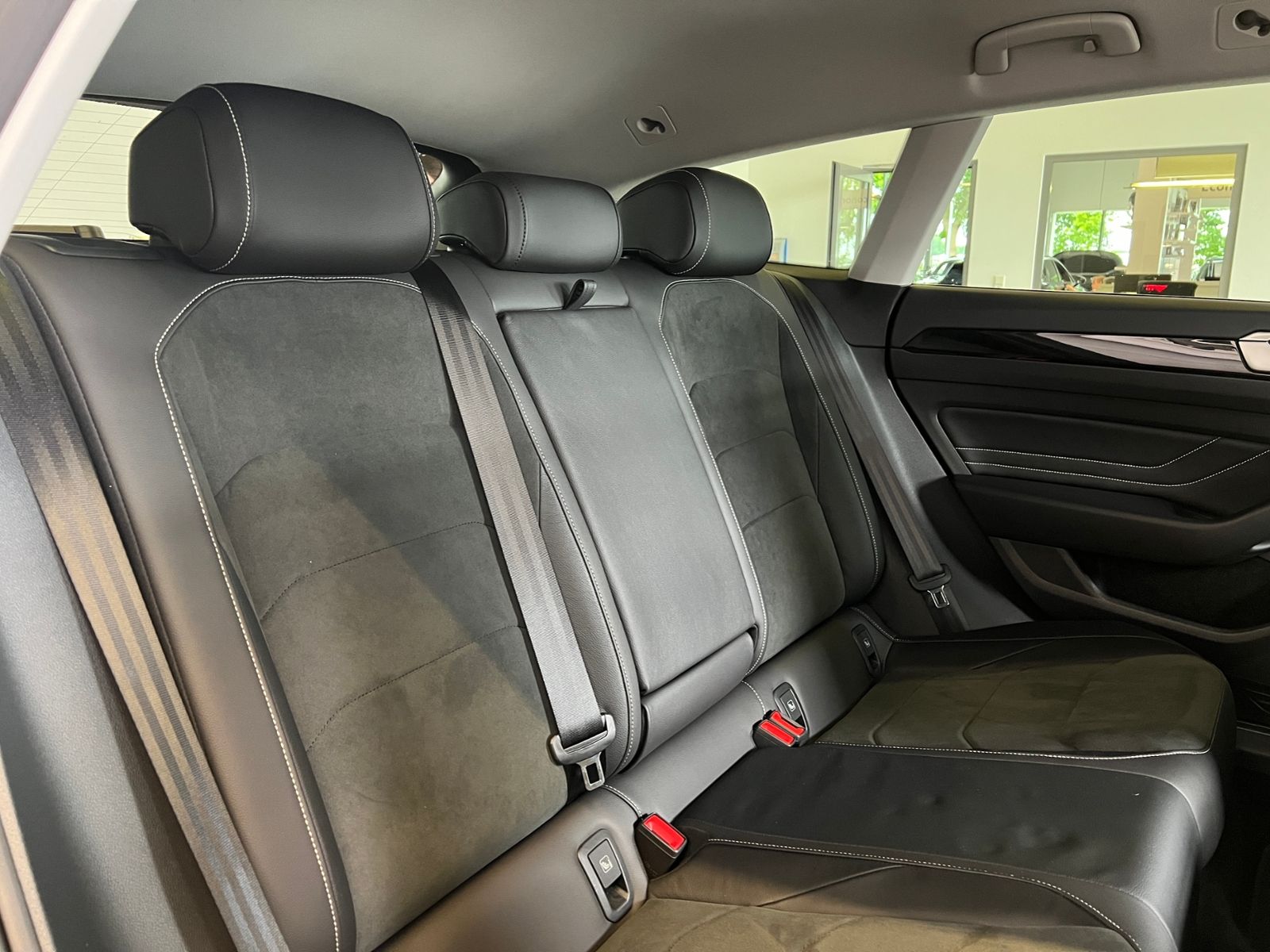 Fahrzeugabbildung Volkswagen Arteon Shooting Brake Elegance 2.0 TDI DSG *AHK,