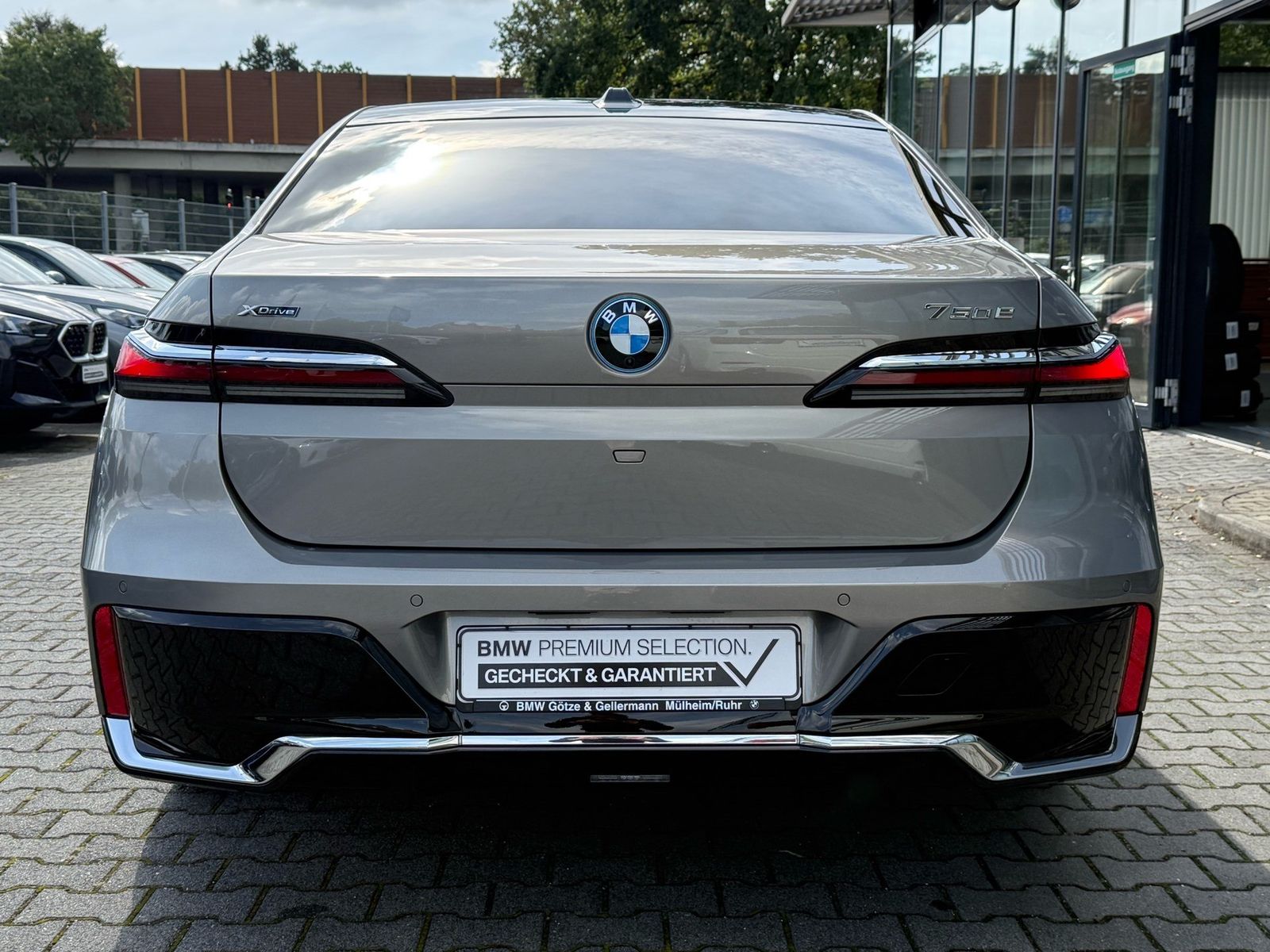 BMW 750 - Bild 37
