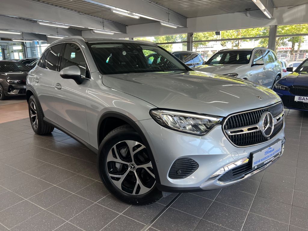 Image of Mercedes-Benz GLC 300