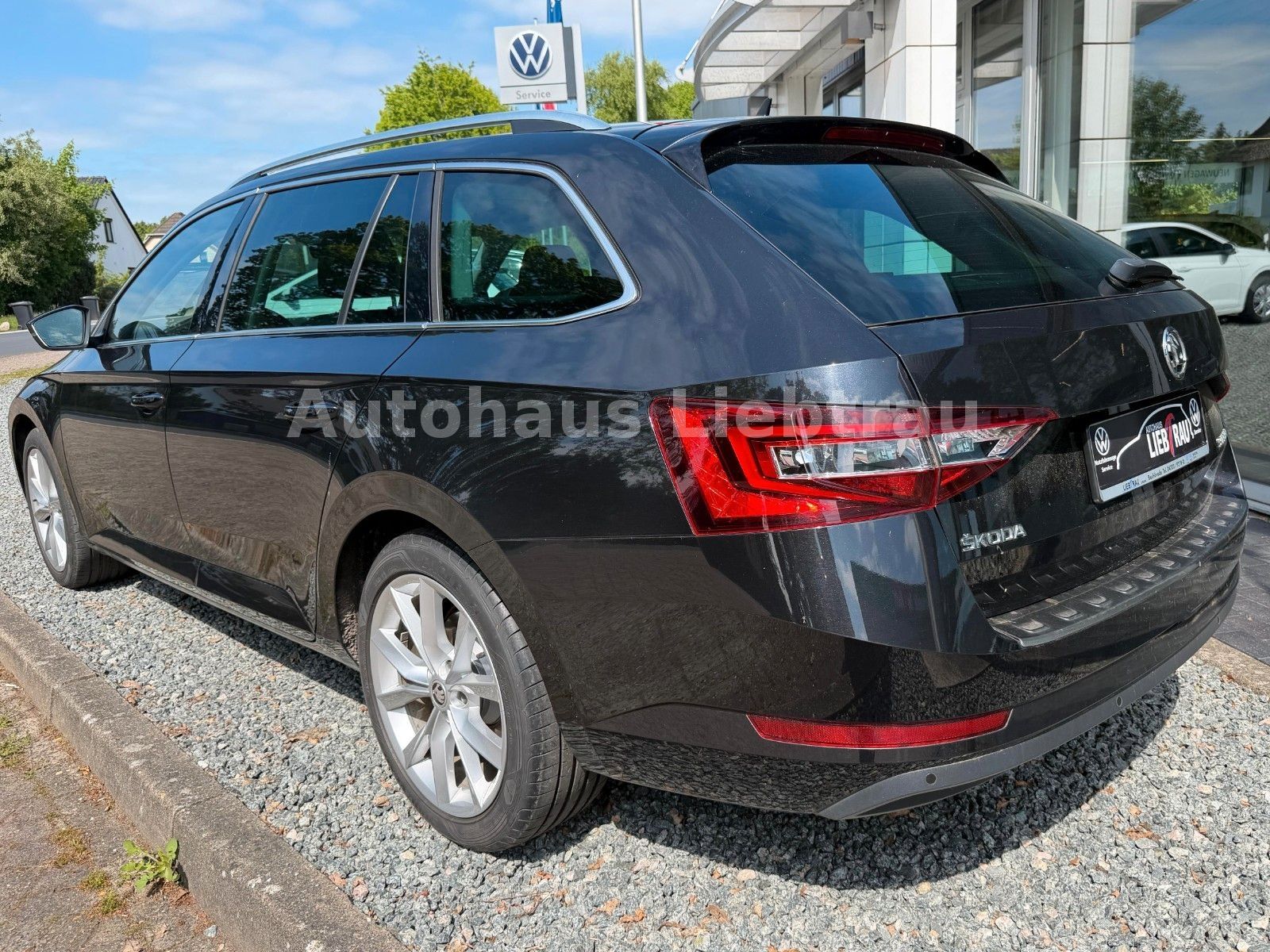 Skoda Superb Combi 1.5 TSI Style DSG AHK PDC Navi EHK foto 5