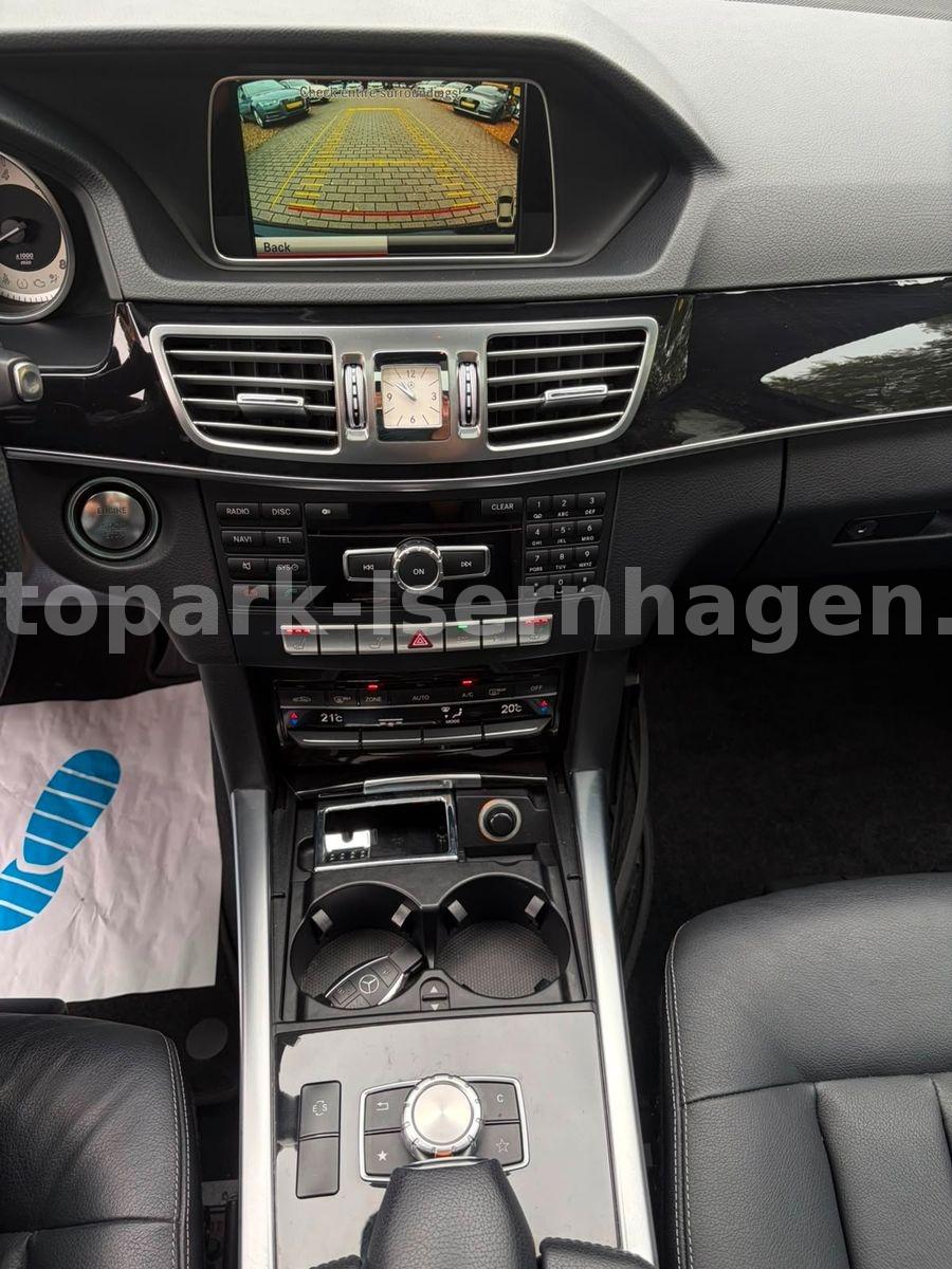 Mercedes-Benz E 300 Avantgarde*FL*Pano*Leder*4xSZH*Keyless*Xen