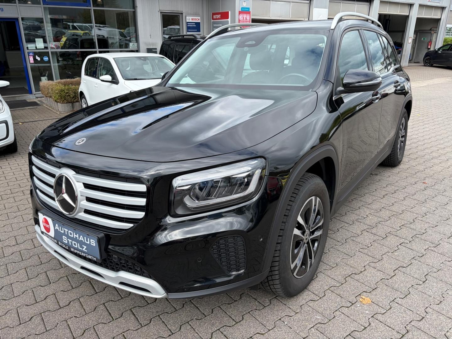 Mercedes-Benz GLB d StandHZG AHK-klappbar Navi Digitales C