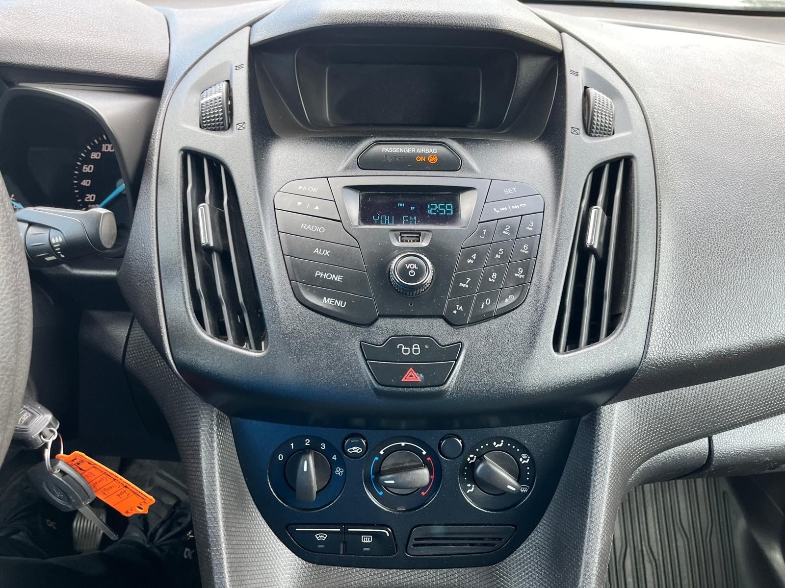 Fahrzeugabbildung Ford Transit Connect°Ausbau°1.Hand°PDC°