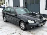 Mercedes-Benz C200 T-Modell AUTOMATIK / VOLLEDER/ SITZHEIZUNG - gebrauchte Mercedes-Benz C 200 aus dem Jahr 2003