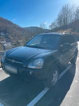 Hyundai Tucson 2.0 Diesel - Hyundai TUCSON: Van