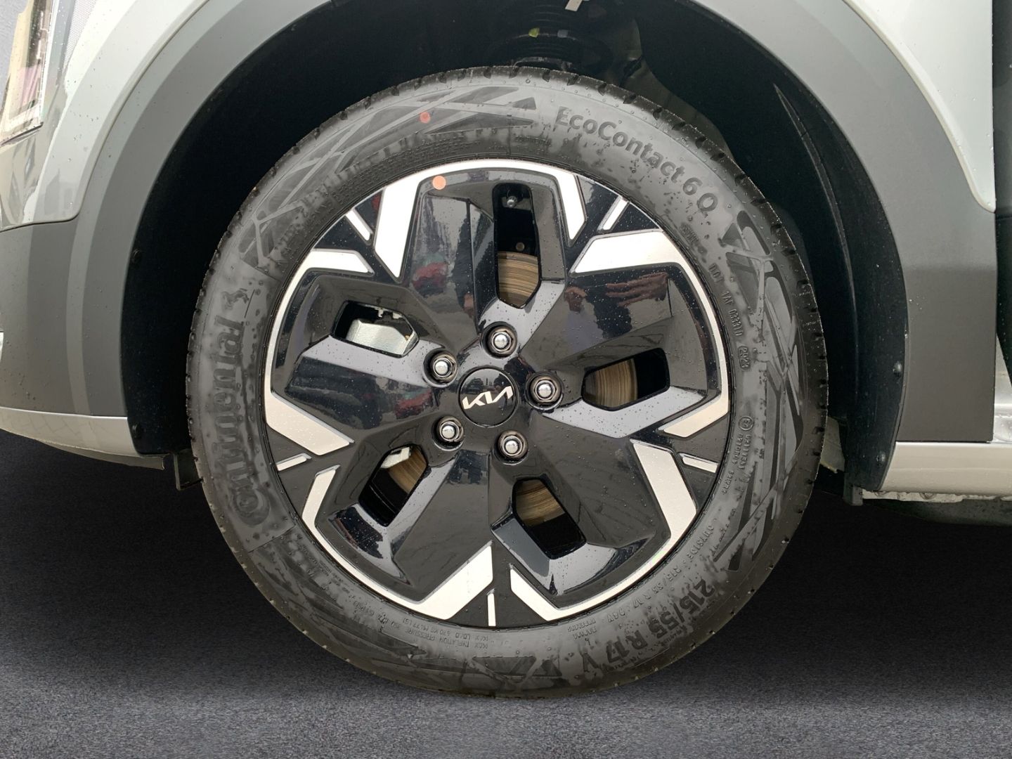 Fahrzeugabbildung Kia Niro STANDART 64,8-kWh-Batterie*FREISPECHEINRICH