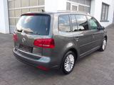 Volkswagen Touran 2.0 TDI DPF DSG CUP - Volkswagen Touran: Cup