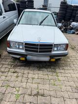 Mercedes-Benz Mercedes 190 Benziner mit Gasanlage - Mercedes-Benz 190: Gas
