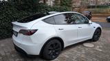 Tesla Model Y SR RWD - Tesla MODEL Y SR Gebrauchtwagen