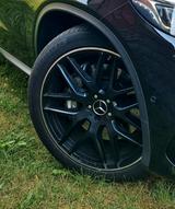 Mercedes-Benz 620PS Coupe 4MATIC  - schwarze Mercedes-Benz GLE 63 AMG