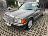 Mercedes-Benz 190E 1,8 Top Eleganter Oldtimer HU/Neu - Mercedes-Benz 190 in Duisburg