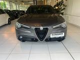 Alfa Romeo Stelvio Veloce - Alfa Romeo Gebrauchtwagen in Dresden