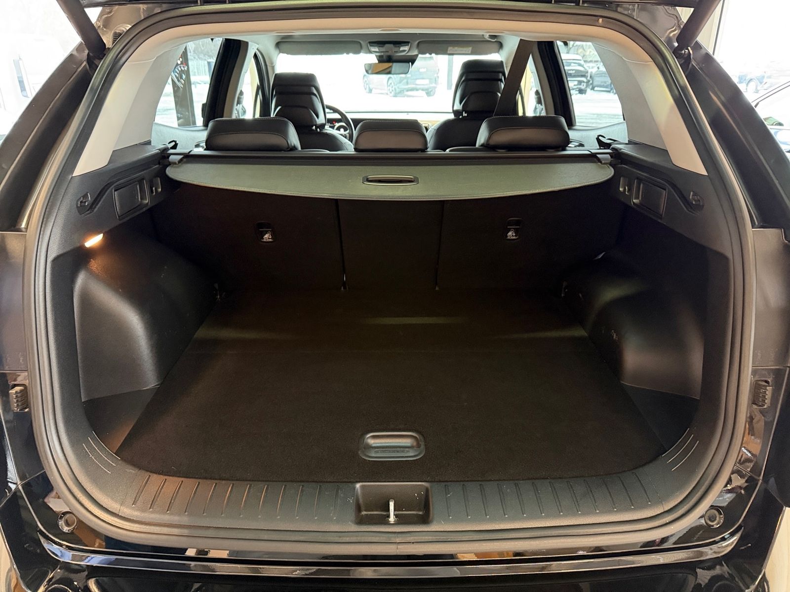 Fahrzeugabbildung Kia Sportage 1.6T 48V 2WD DCT SPIRIT AHK