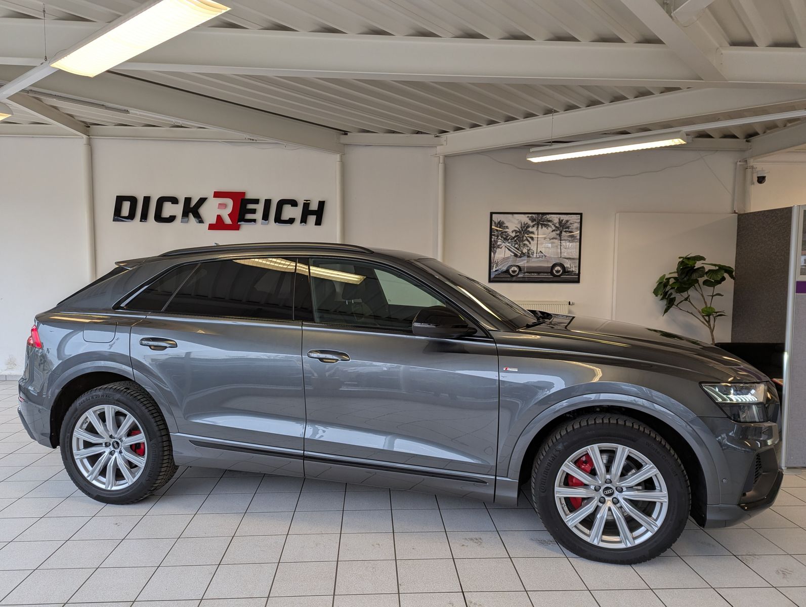 AUDI Q8 50 TDI qu. 3x S-Line HUD Matrix Pano ACC AHK - Image 8