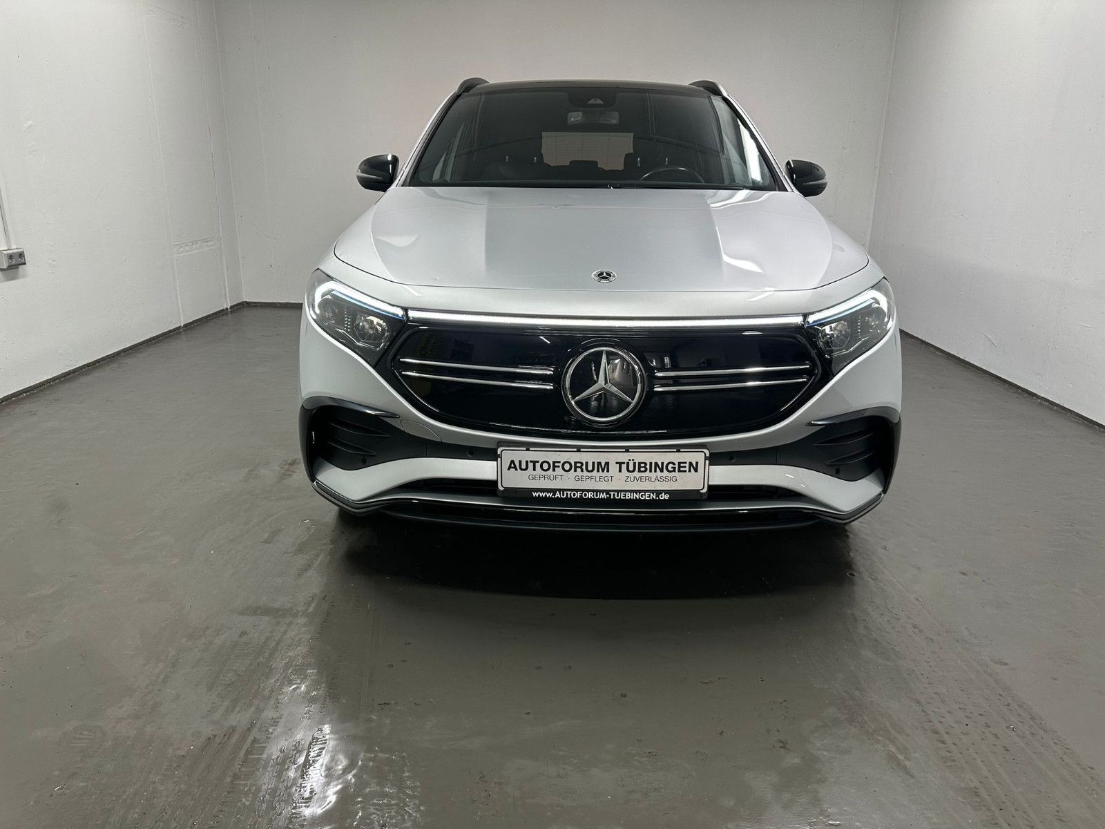Fahrzeugabbildung Mercedes-Benz EQA 250 AMG-LINE*NIGHT*AHK*LED*IHC*NAVI*PANORAMA