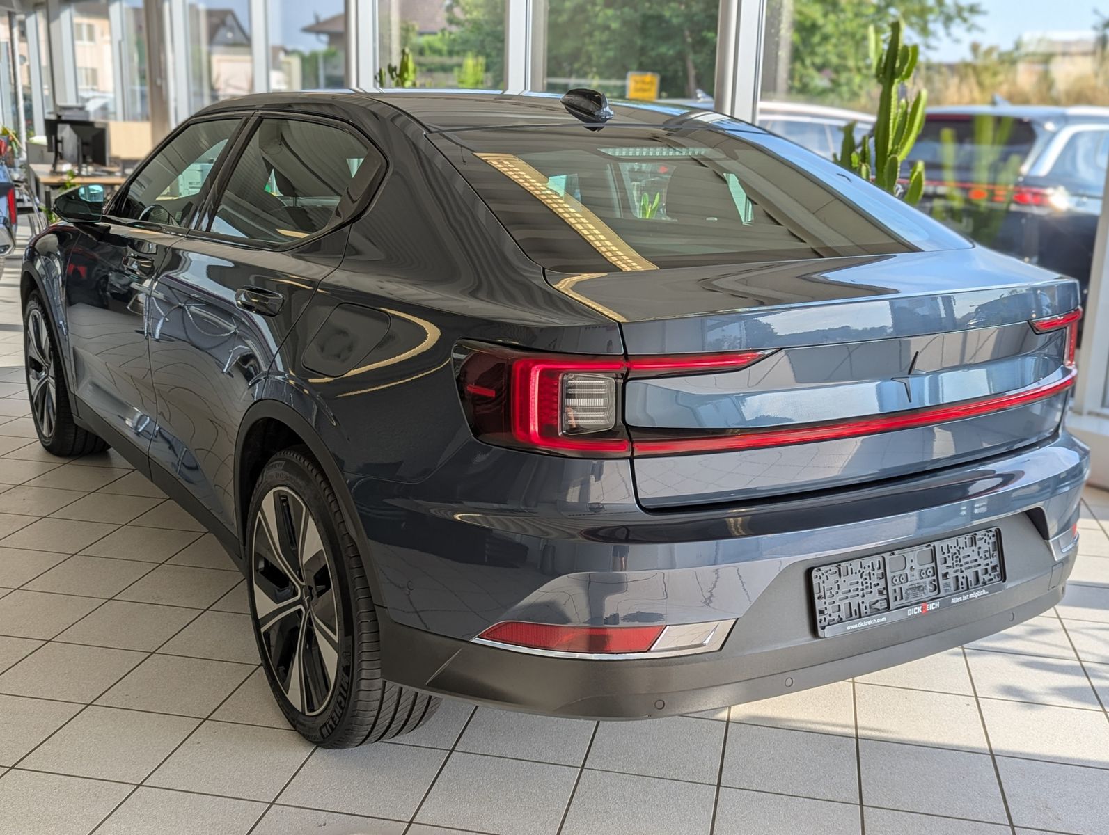 Fahrzeugabbildung Polestar 2 78 KWh Long Range Pilot LED 360° MEMO SoH 95%
