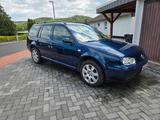 Volkswagen VW Golf 4 Variant 1.6 Pacific TÜV NEU - Volkswagen Golf aus 2004: Variant
