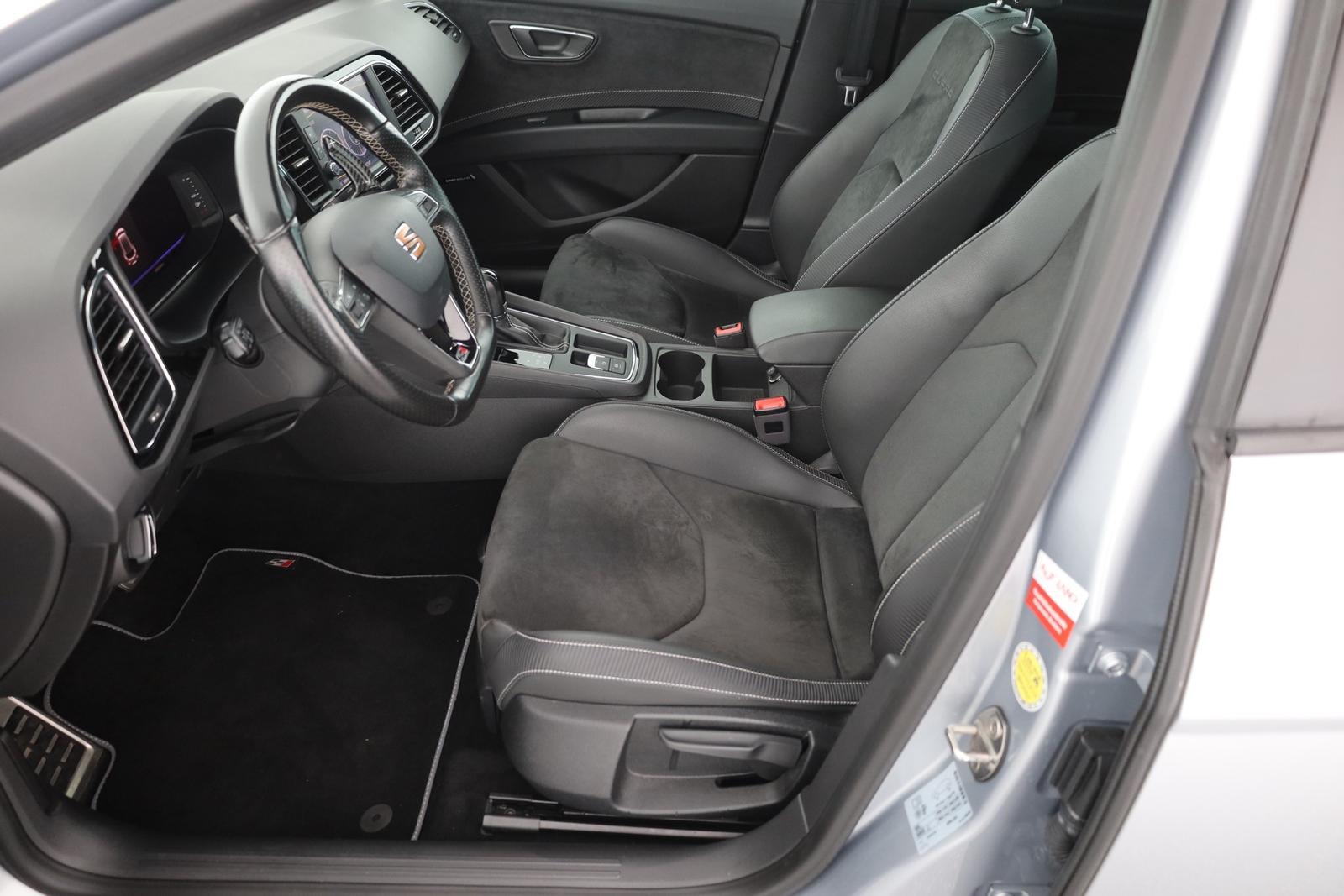 Seat Leon ST 2.0 TSI DSG Cupra 300 LED Navi Tempomat