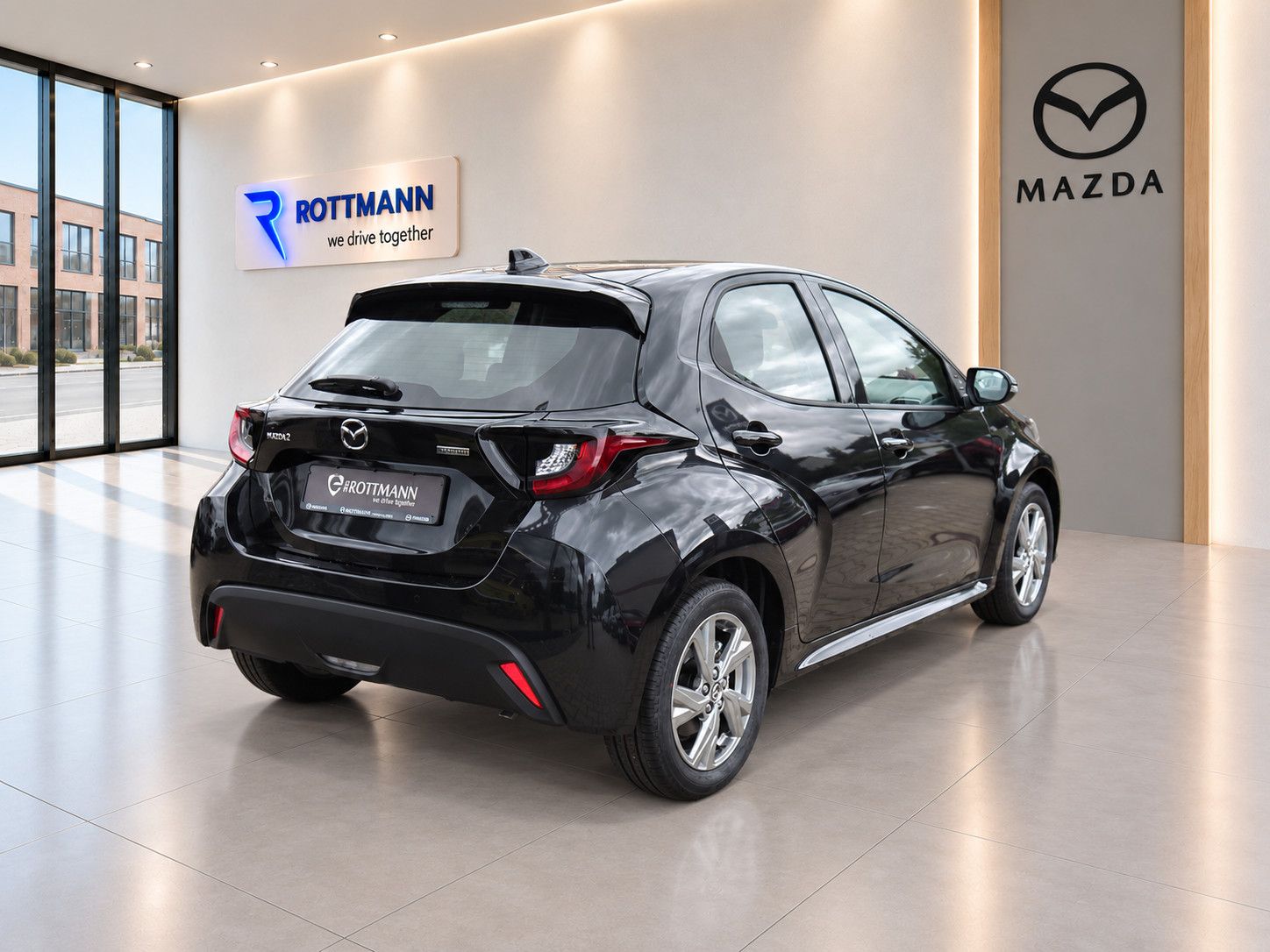 Mazda 2 Hybrid - Bild 2