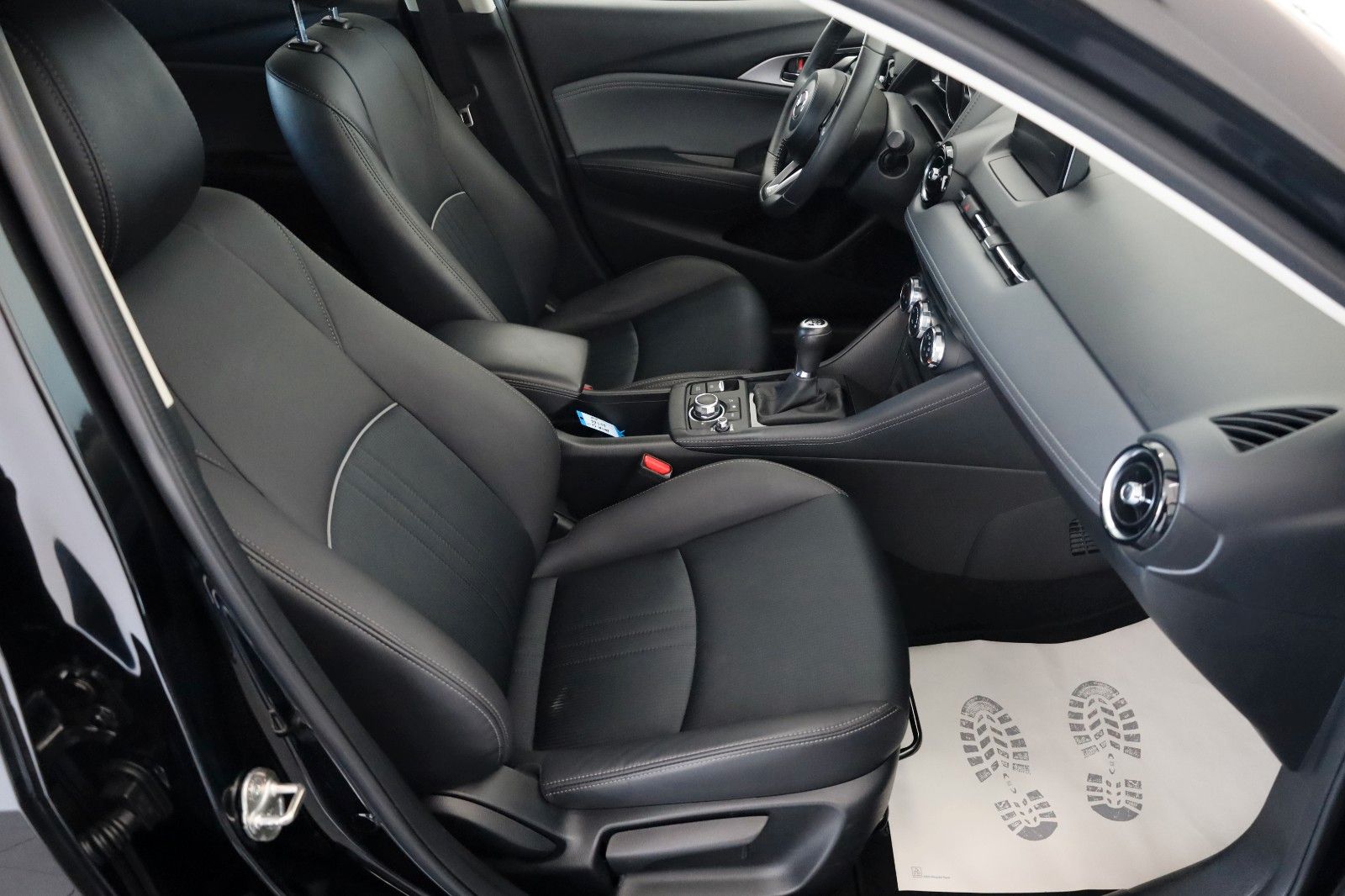 Fahrzeugabbildung Mazda CX-3 Sports-Line AWD TLeder,Navi,LED,Kamera,SH