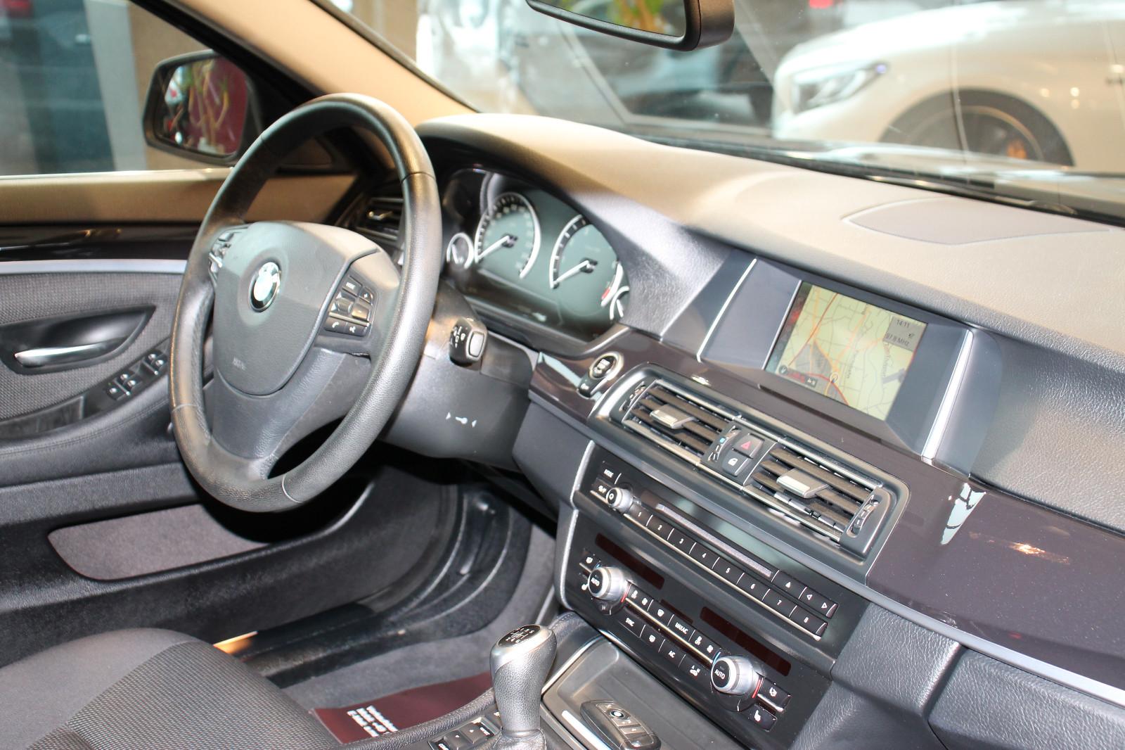 BMW 520i Limousine Head-Up Kamera AHK Navi SHZ