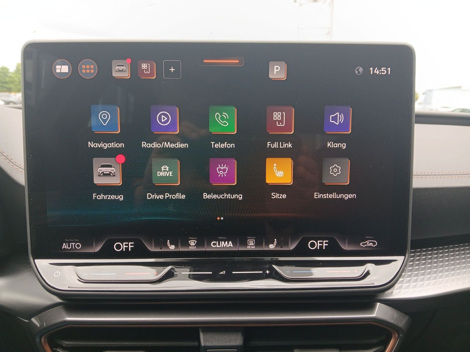 Fahrzeugabbildung CUPRA Leon Sportstourer 1.5 eTSI AHK Matrix