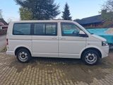 Volkswagen T5 Caravelle mit flexiblem Camper-Ausbau