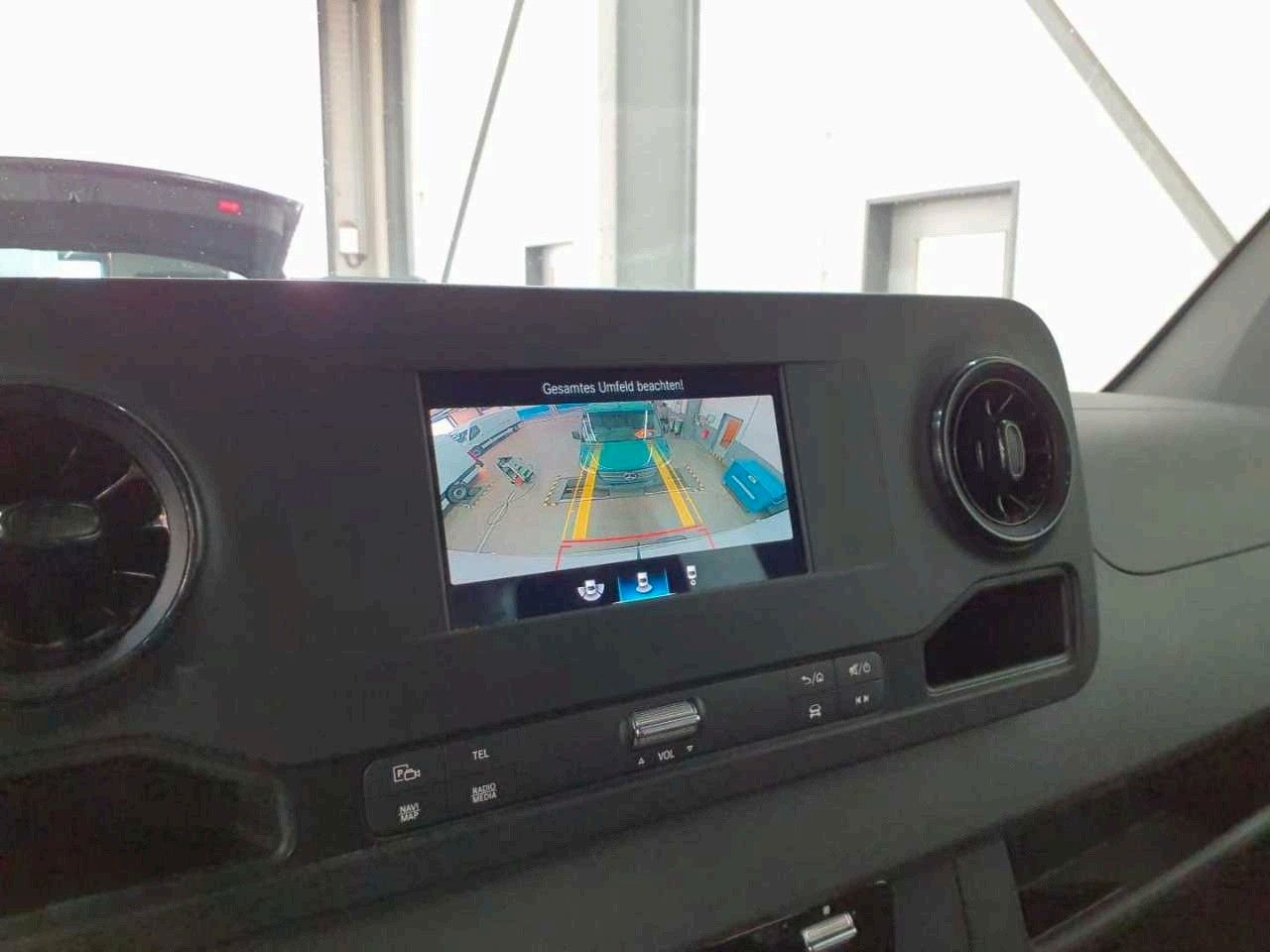 Fahrzeugabbildung Mercedes-Benz Sprinter 519 CDI DoKa/Mixto Stdheiz AHK3,5to