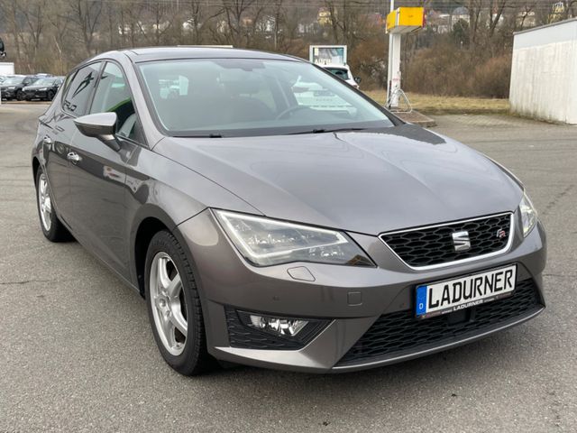 Leon FR 2.0 TDI *PDC/NAVI/PANO*