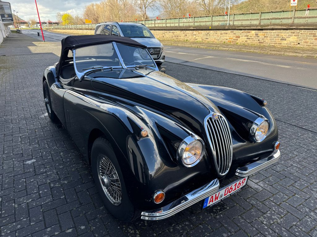 Jaguar XK