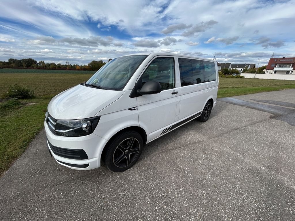 Image of Volkswagen T6 Multivan