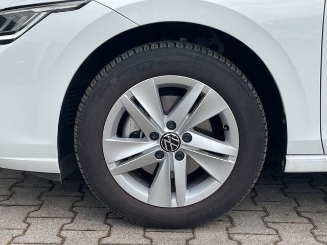 Golf VIII 1.5 eTSI DSG Life Kamera/ACC/App-Con.