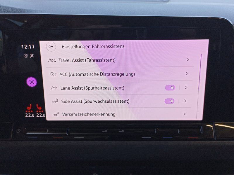 Fahrzeugansicht 14 Fahrzeugabbildung Volkswagen Golf VIII 1.5 eTSI Style DSG MATRIX-LED+KAMERA+