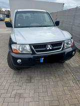 Mitsubishi Pajero 3.2 DiD Perfekt Zustand ... - Mitsubishi Pajero aus 2003 mit Diesel-Antrieb
