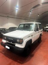 Toyota Land Cruiser 2.4D VETTURA 5 POSTI-A.S.I A - Toyota Gebrauchtwagen von 1985