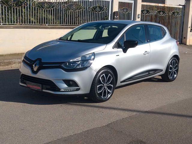 Renault Clio dCi 8V 75 CV 5 porte Moschino Zen