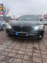 BMW Long| Standheizung| CarPlay| Top gepflegt| - BMW 750 in Stuttgart