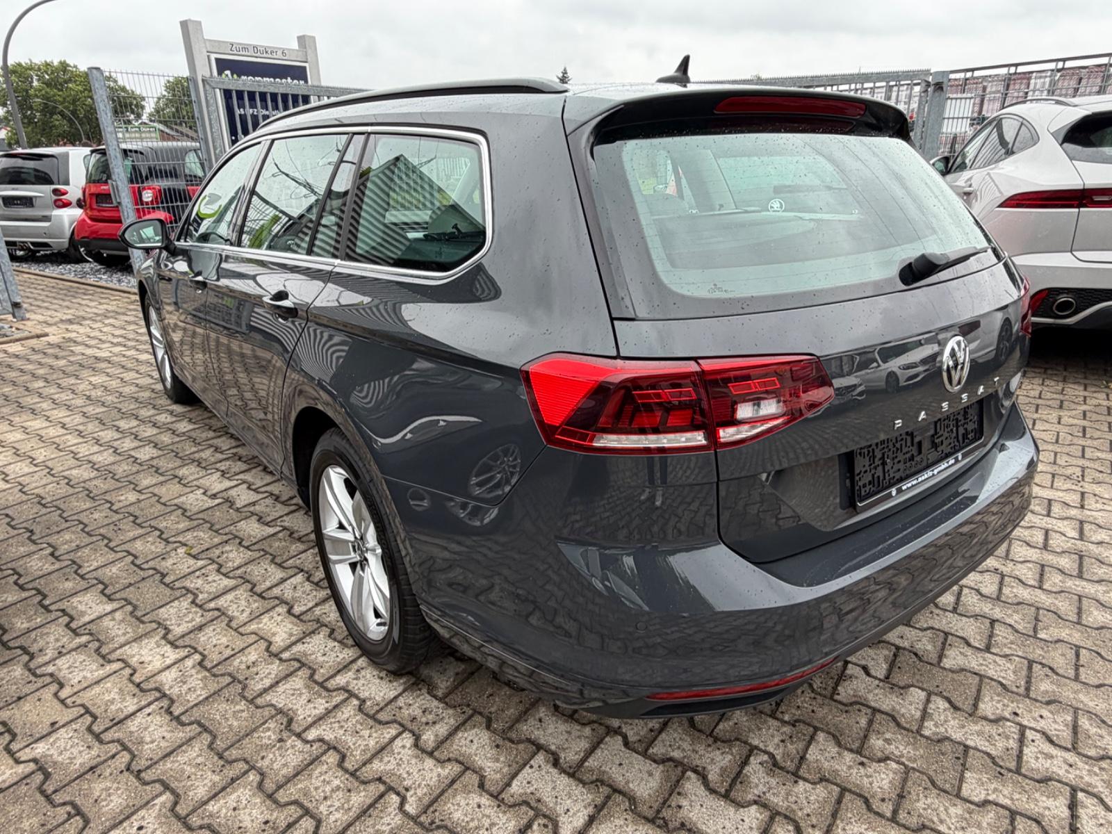 Volkswagen Passat Business LEDER KLIMA LES ALU ́S, миниатюра 9