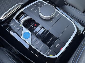 صورة مصغرة 17 لـ 2024 BMW IX3