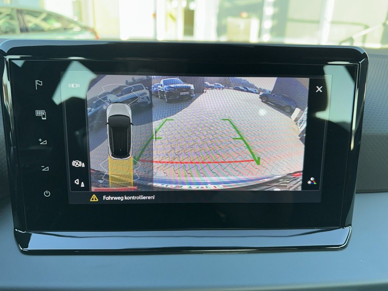 Fahrzeugabbildung SEAT Arona Style 1.0 TSI 116 PS 6-Gang - mit KI generiert/bearbeitet