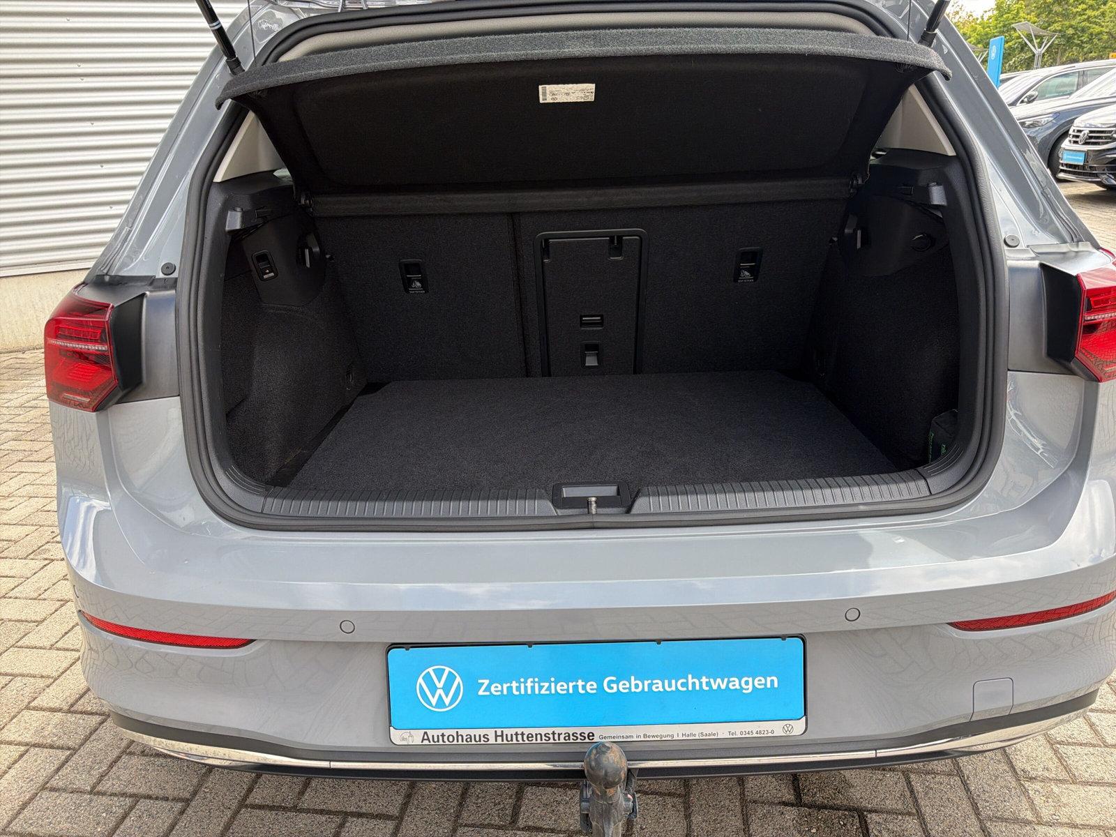 Volkswagen Golf VIII 2.0 TDI DSG Active MATRIX PANO HuD AHK, миниатюра 8