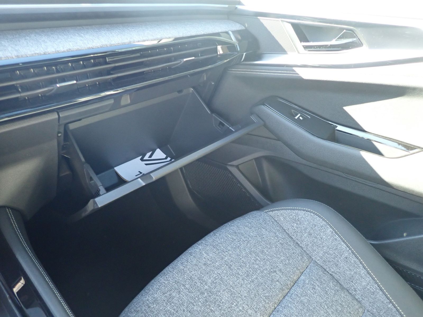 Fahrzeugabbildung Renault Austral Techno Mild Hybrid 160 Automatik