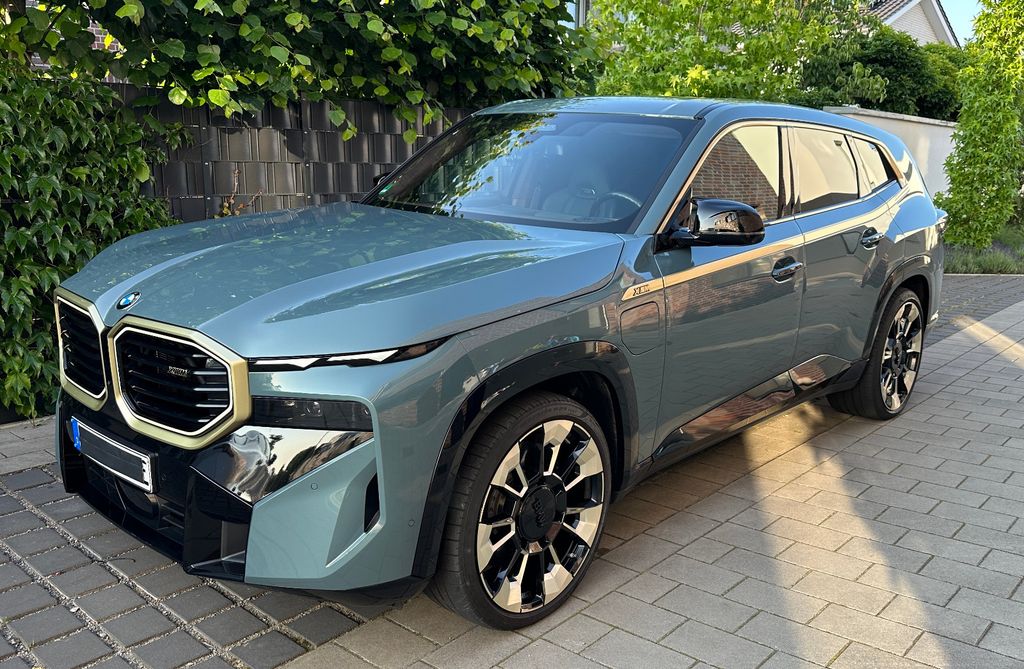 BMW XM